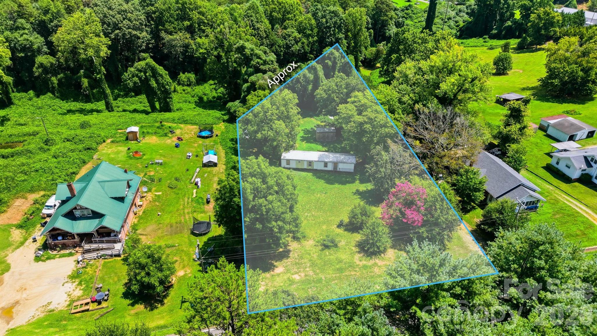 136 South Main Street, Granite Falls