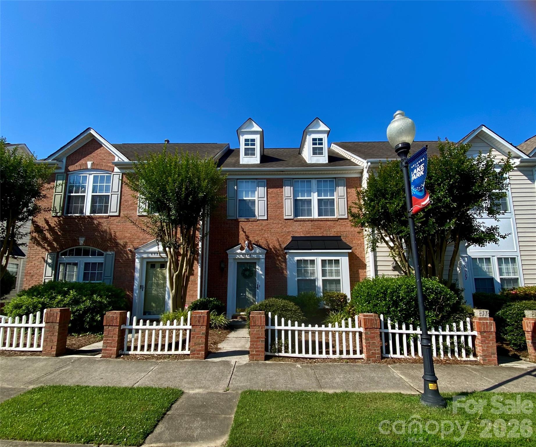 6025 Creft Circle