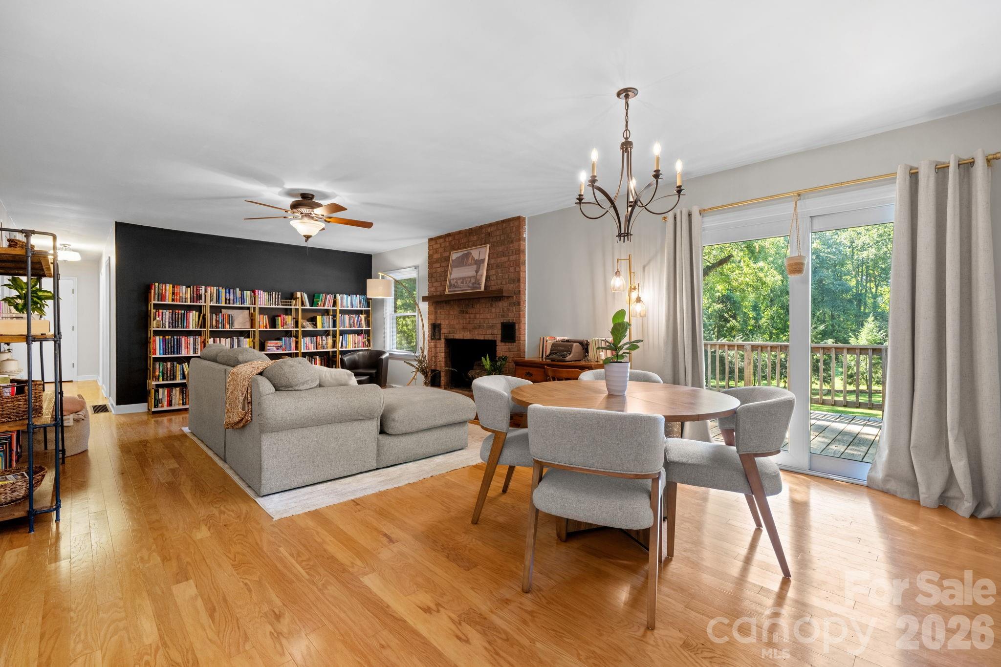 2729 Sandy Ford Road