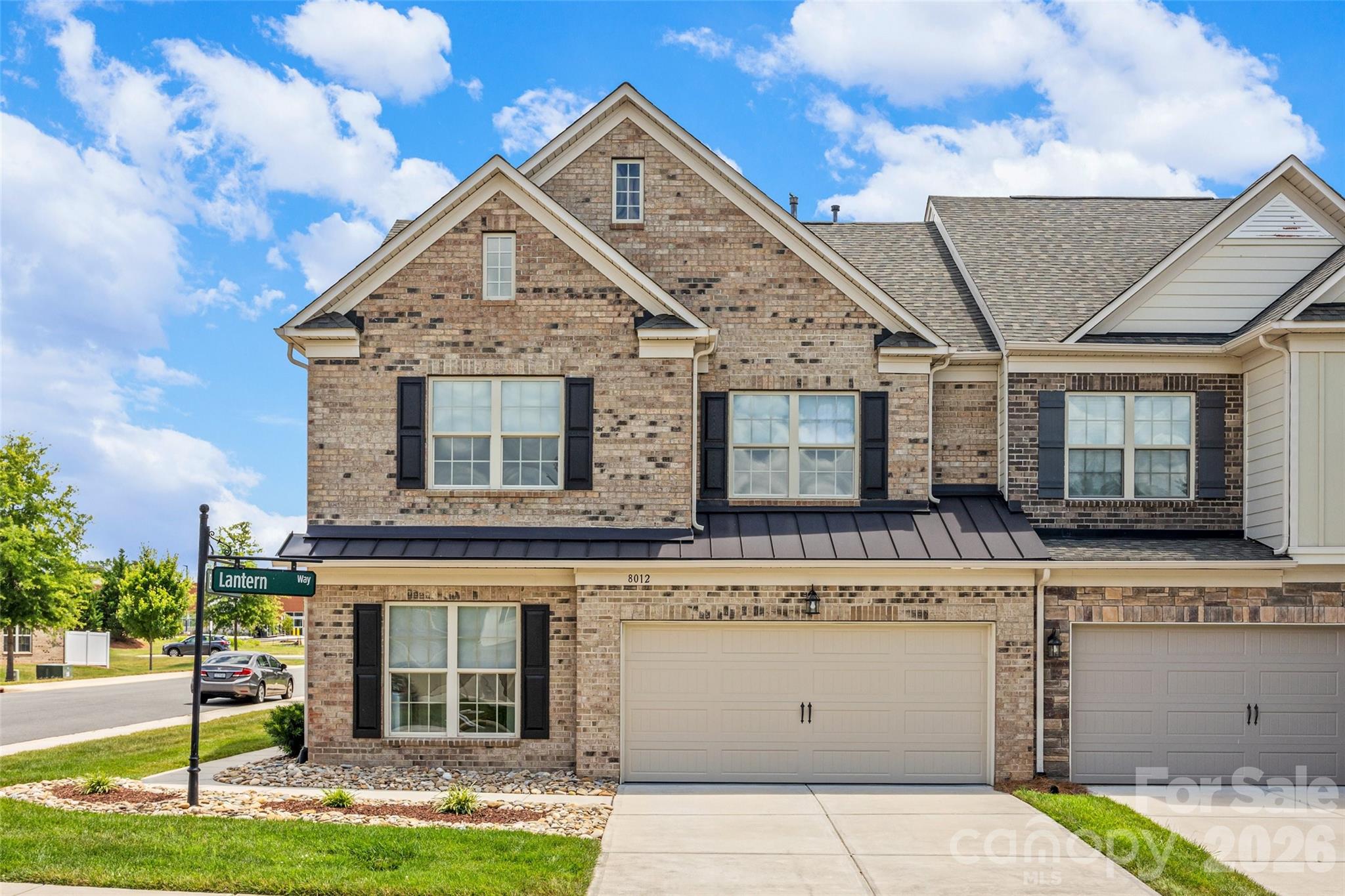 8012 Lantern Way