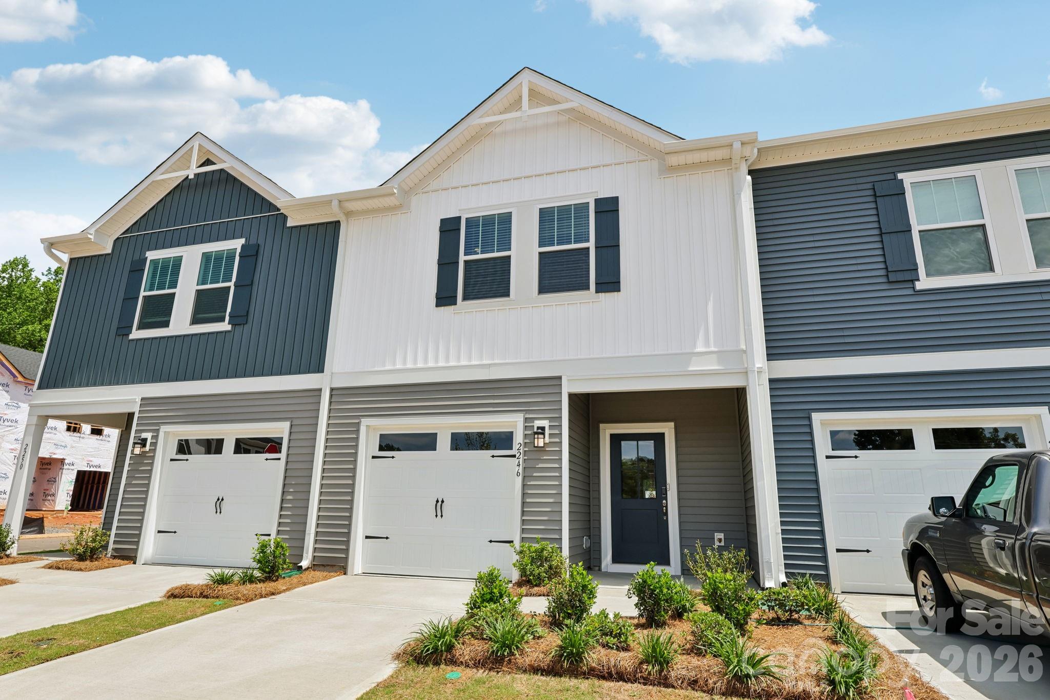 9037 Foggy Brook Loop