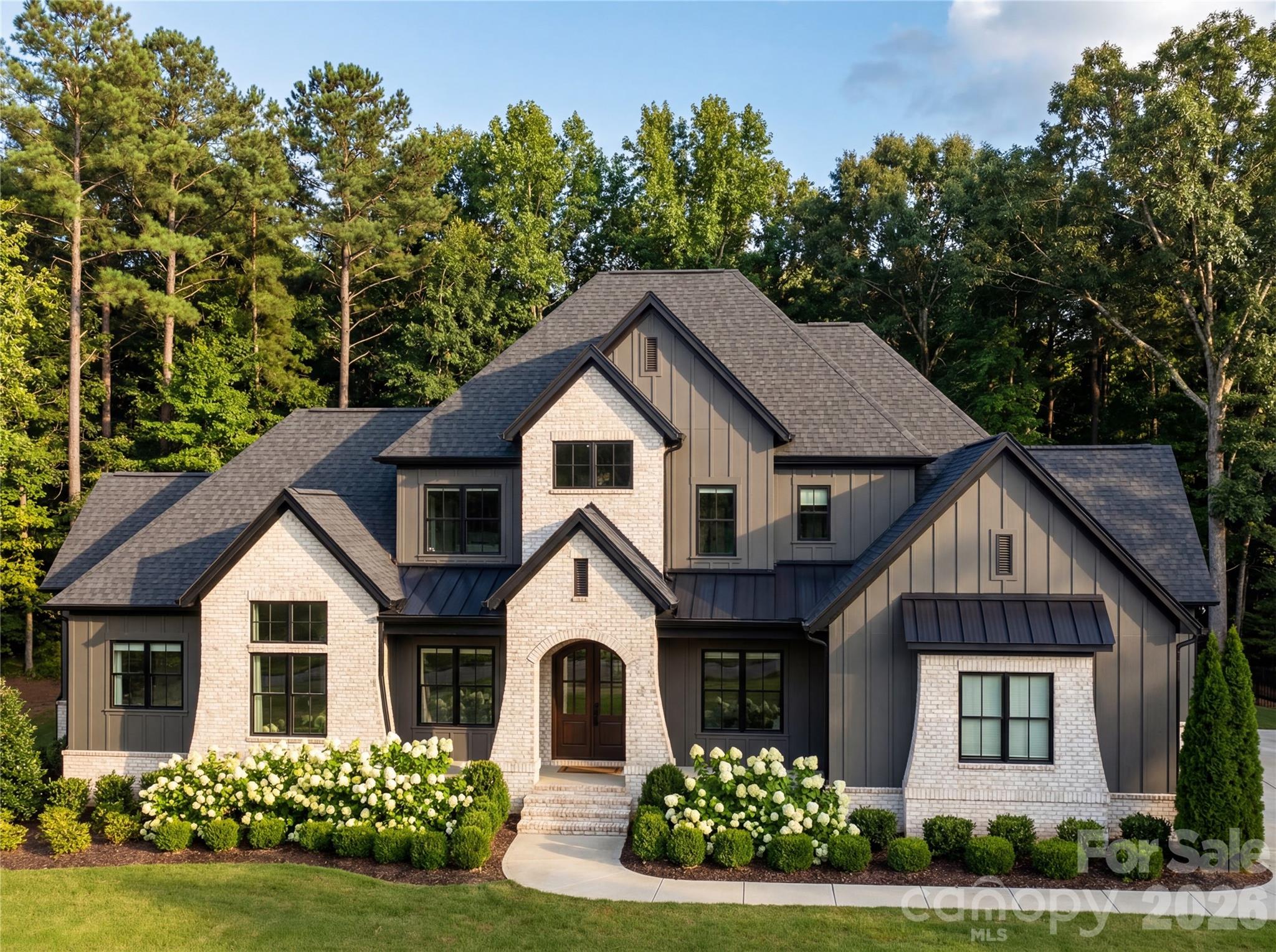 612 Wisteria Vines Trail