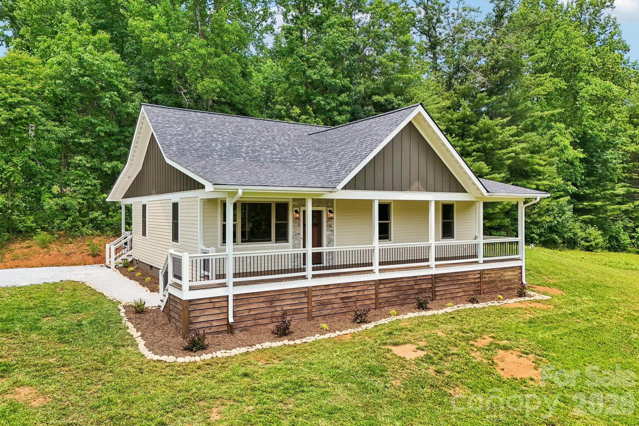 246 Appalachian Retreat None