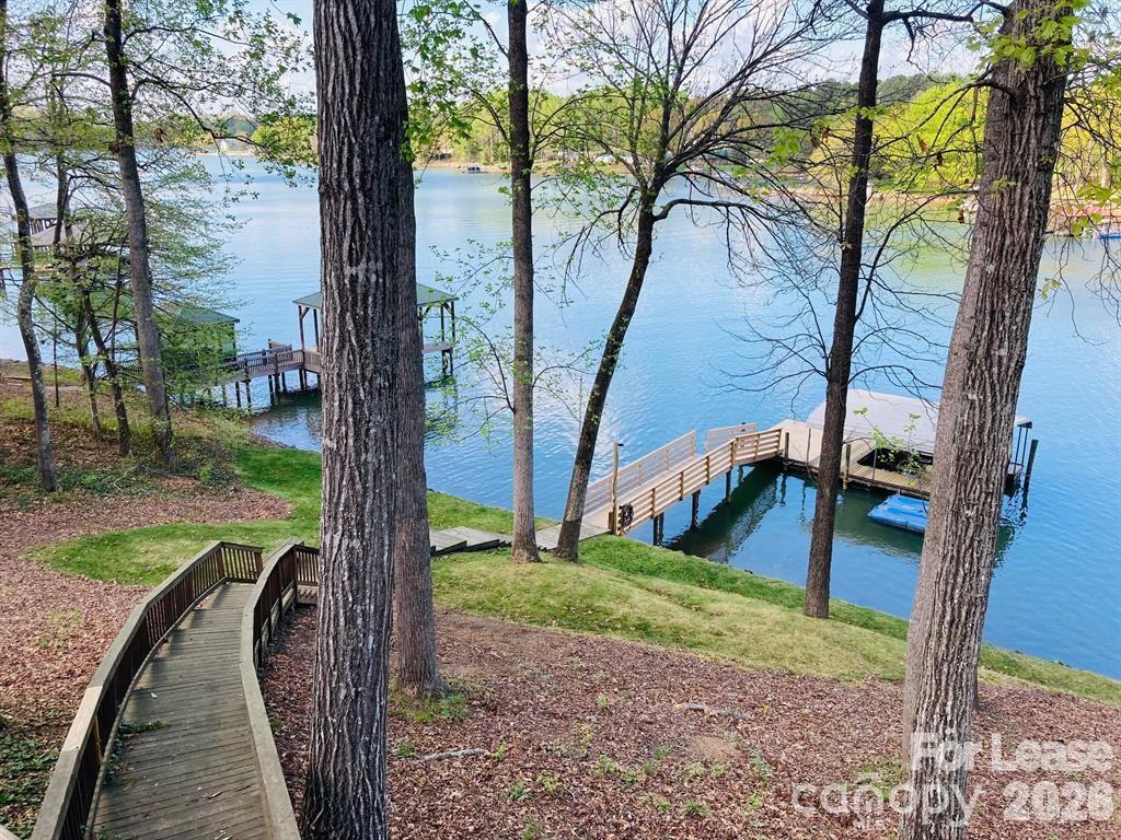 232 Hermance Lane, Mooresville