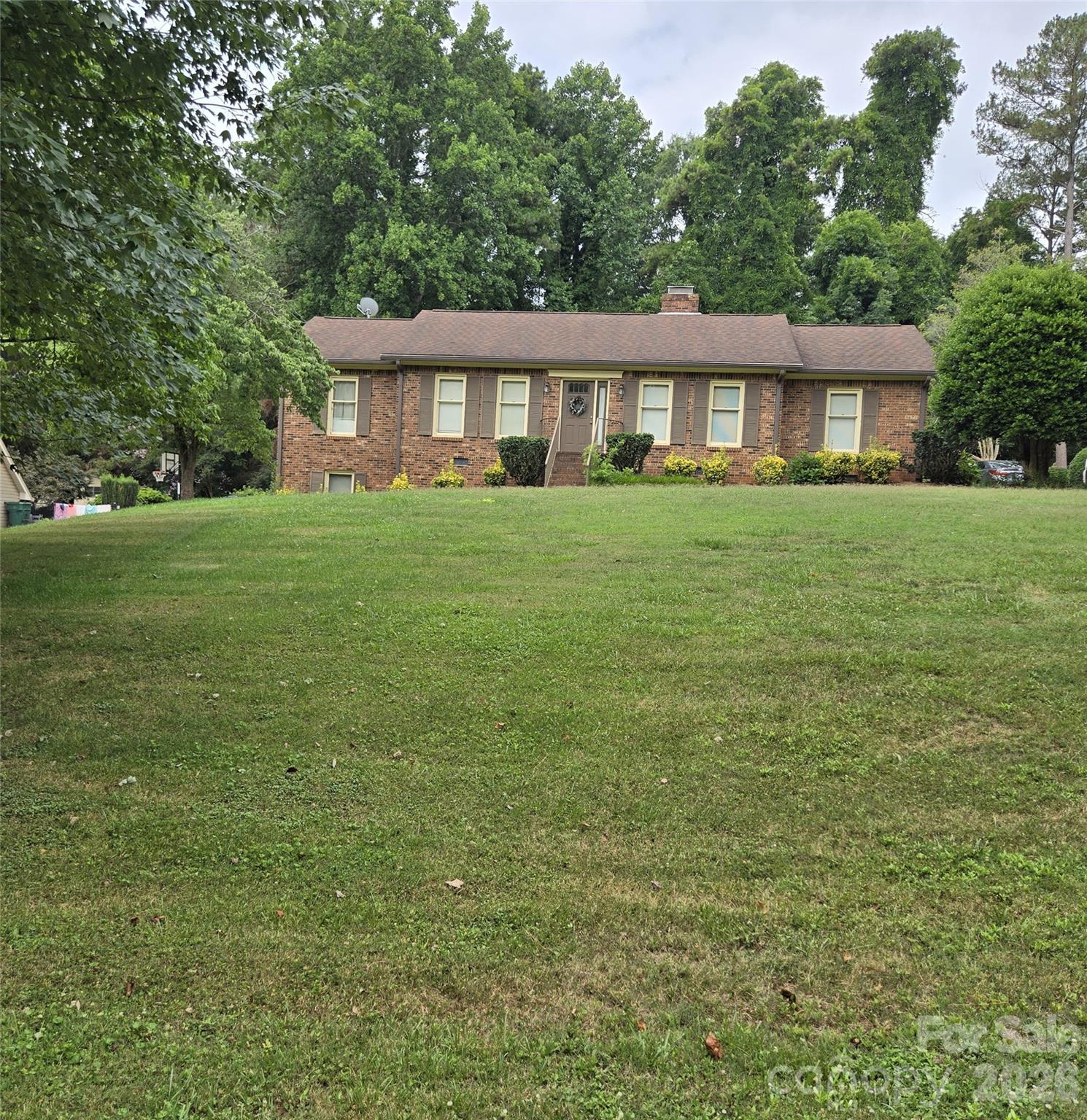 1671 Kensington Circle