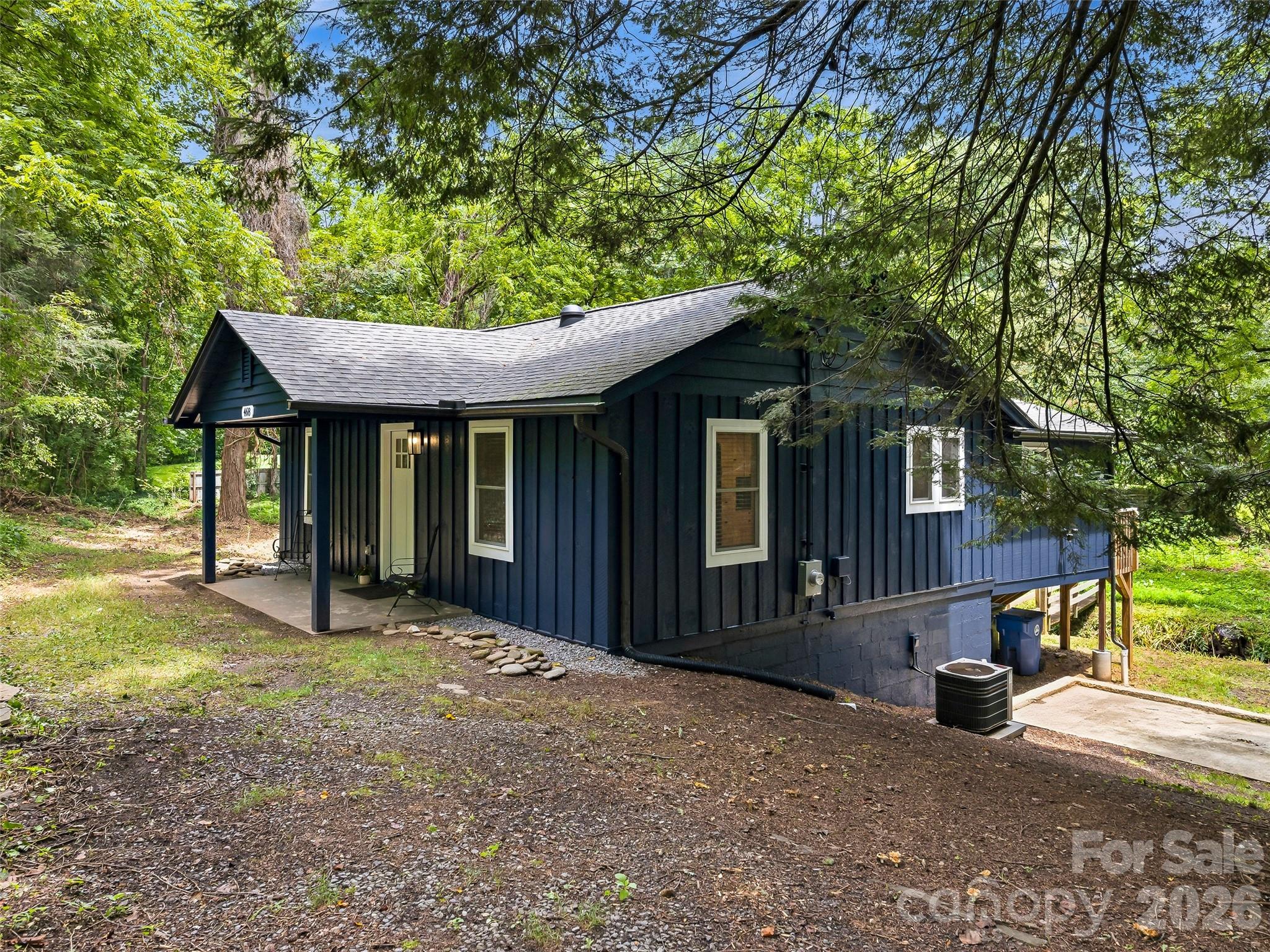 468 Governors View Road