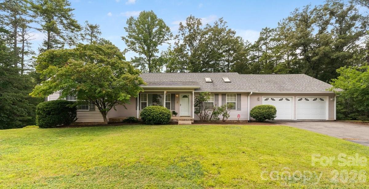 27 Red Maple Drive, Weaverville
