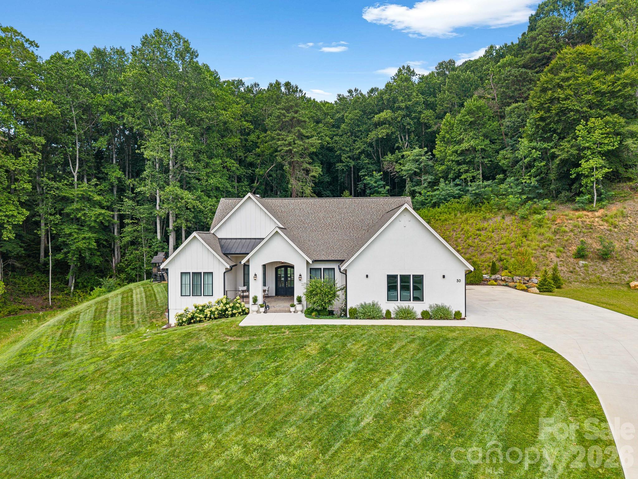 30 Bridgeway Drive