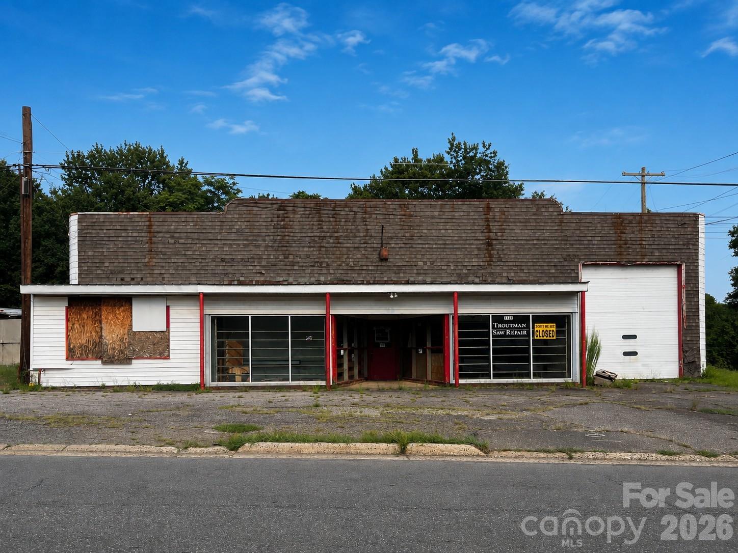 1129 Shelton Avenue, Statesville