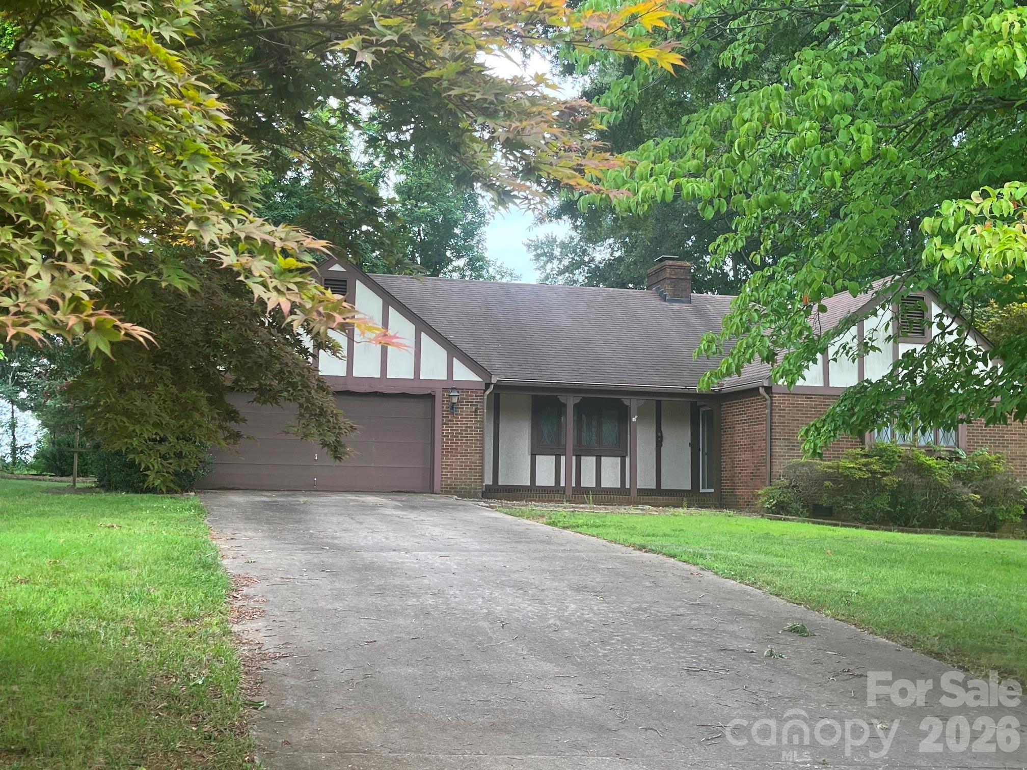 348 Hillsboro Road, Taylorsville