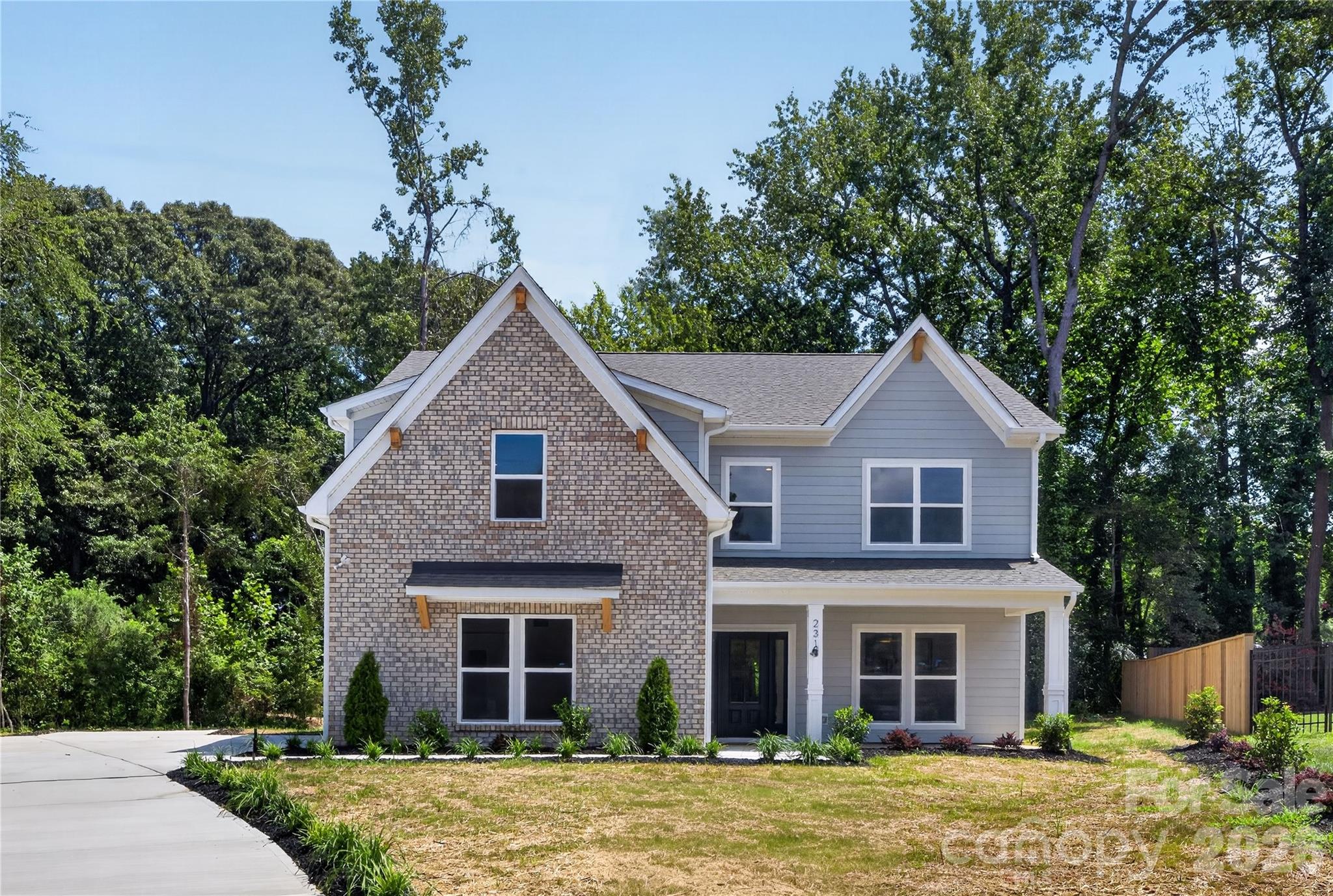 2316 Chateau Court