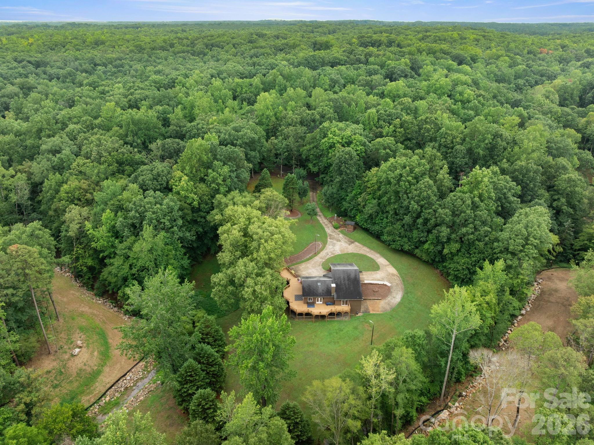 214 Fallingwood Circle, Gastonia