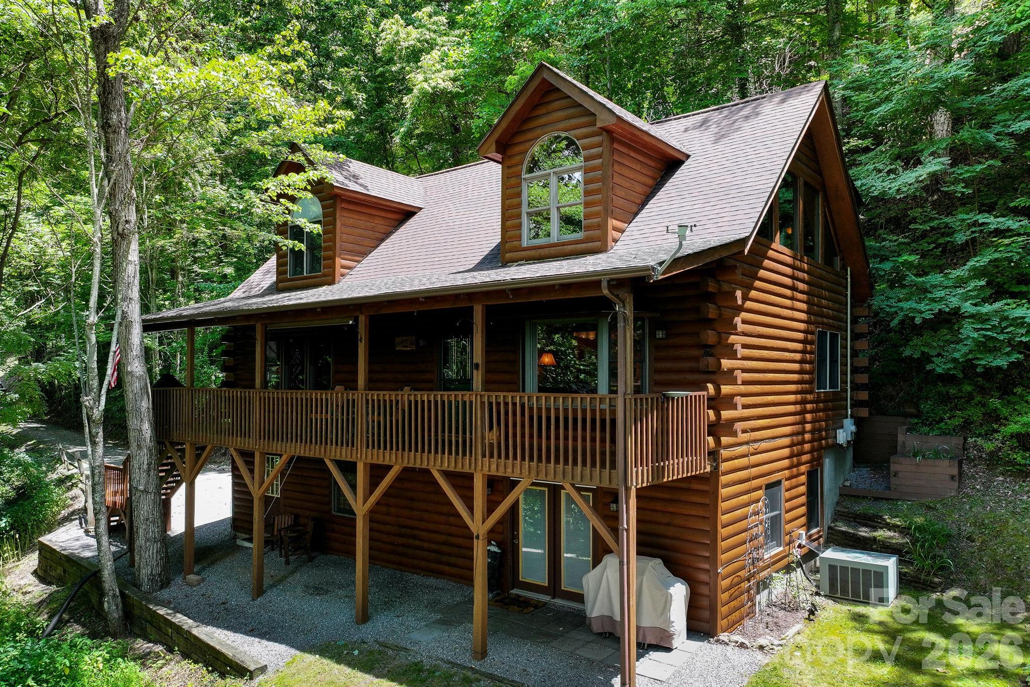 394 Hickory Drive, Waynesville