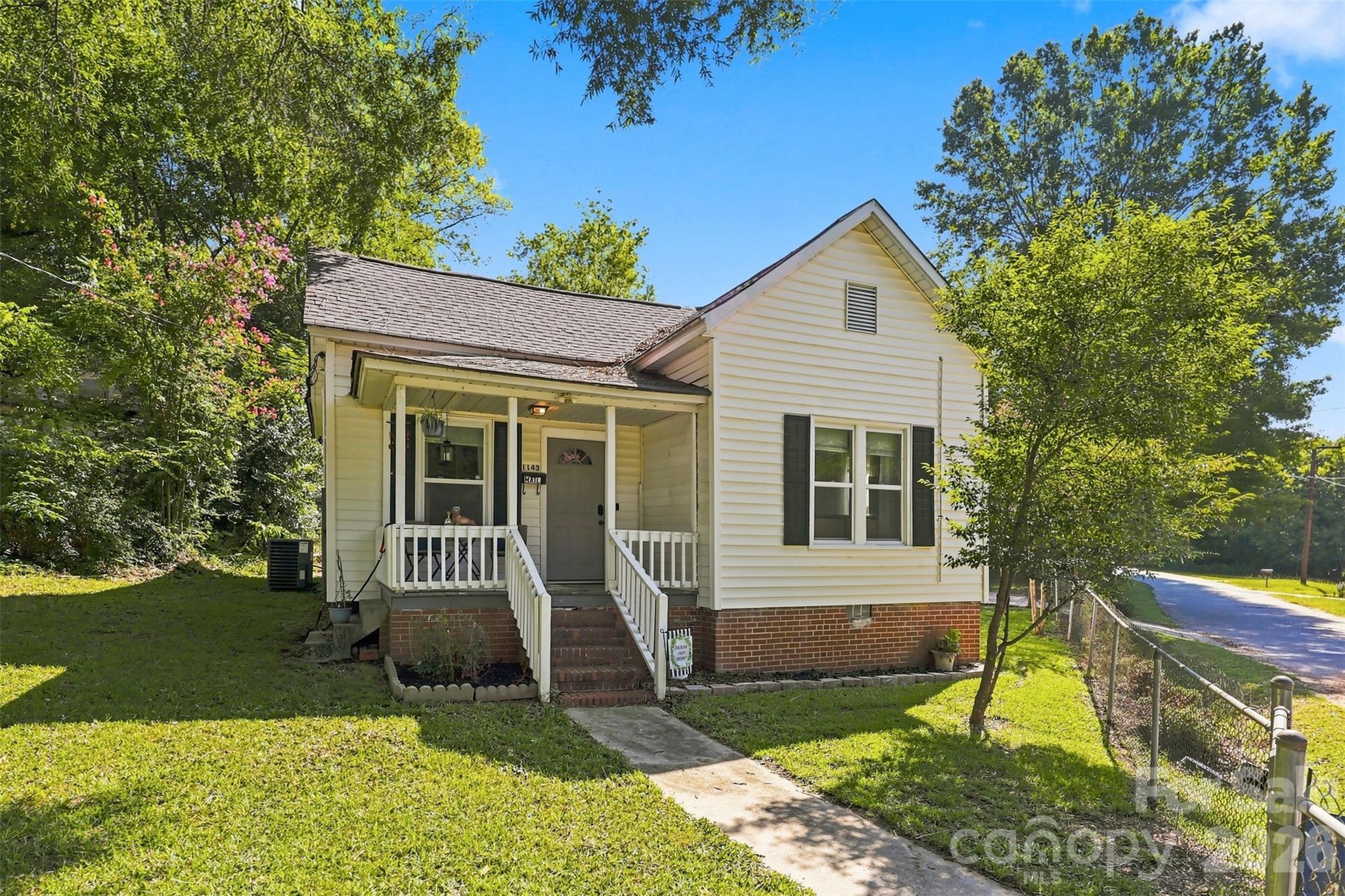 1143 9th Street