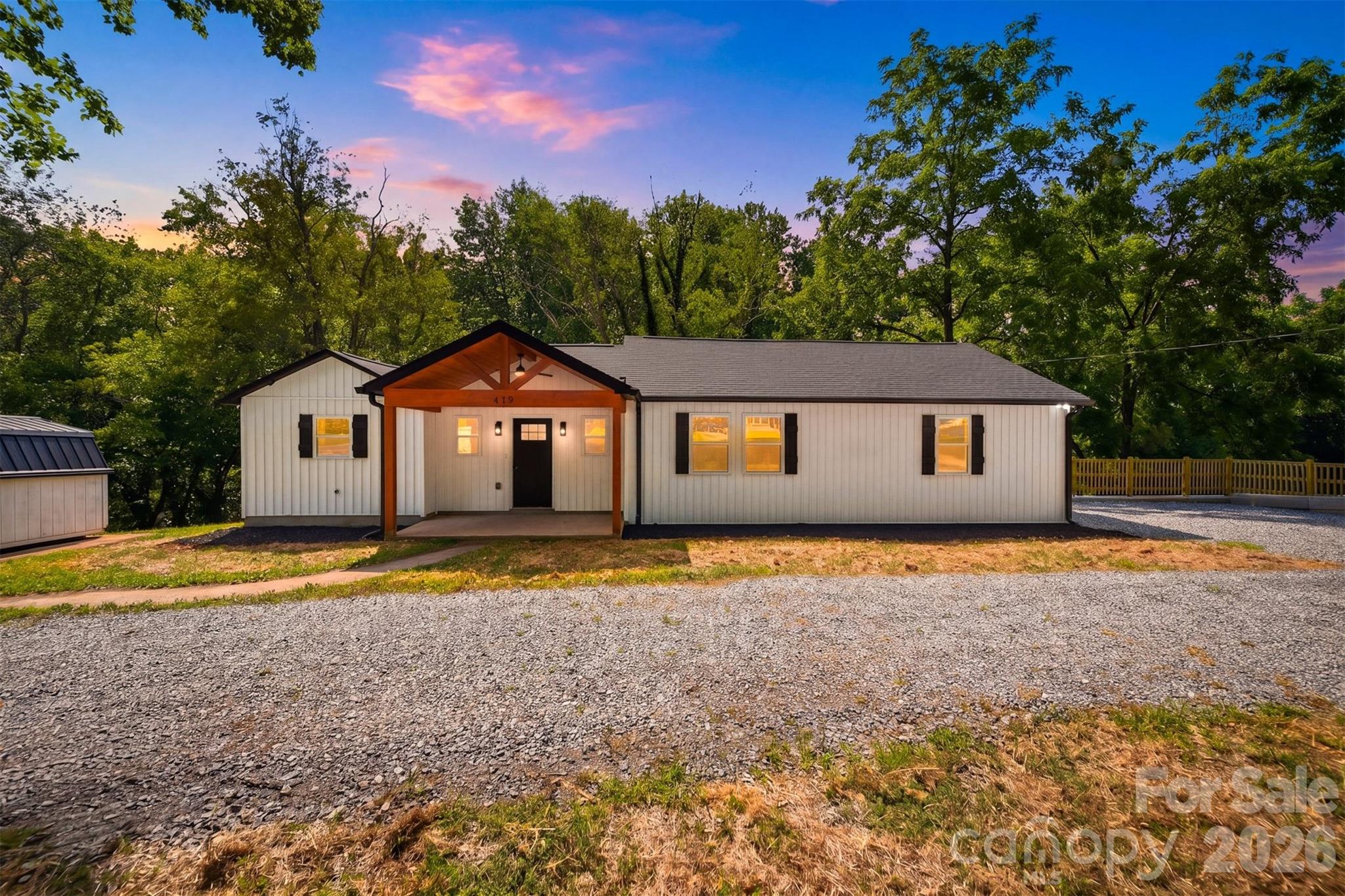 419 Rockyford Street