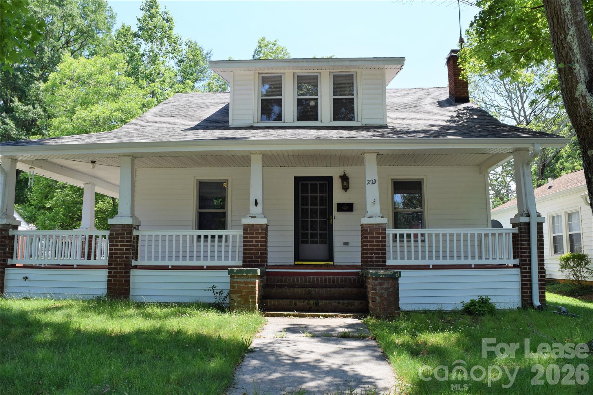 223 Maple Street