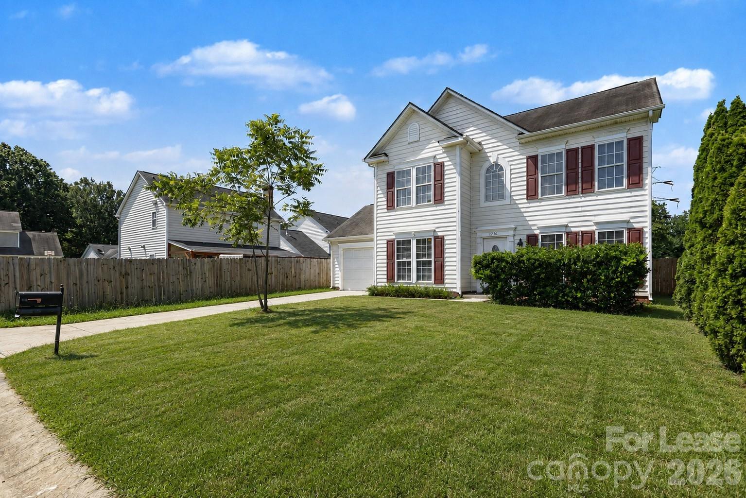1716 Starling Court
