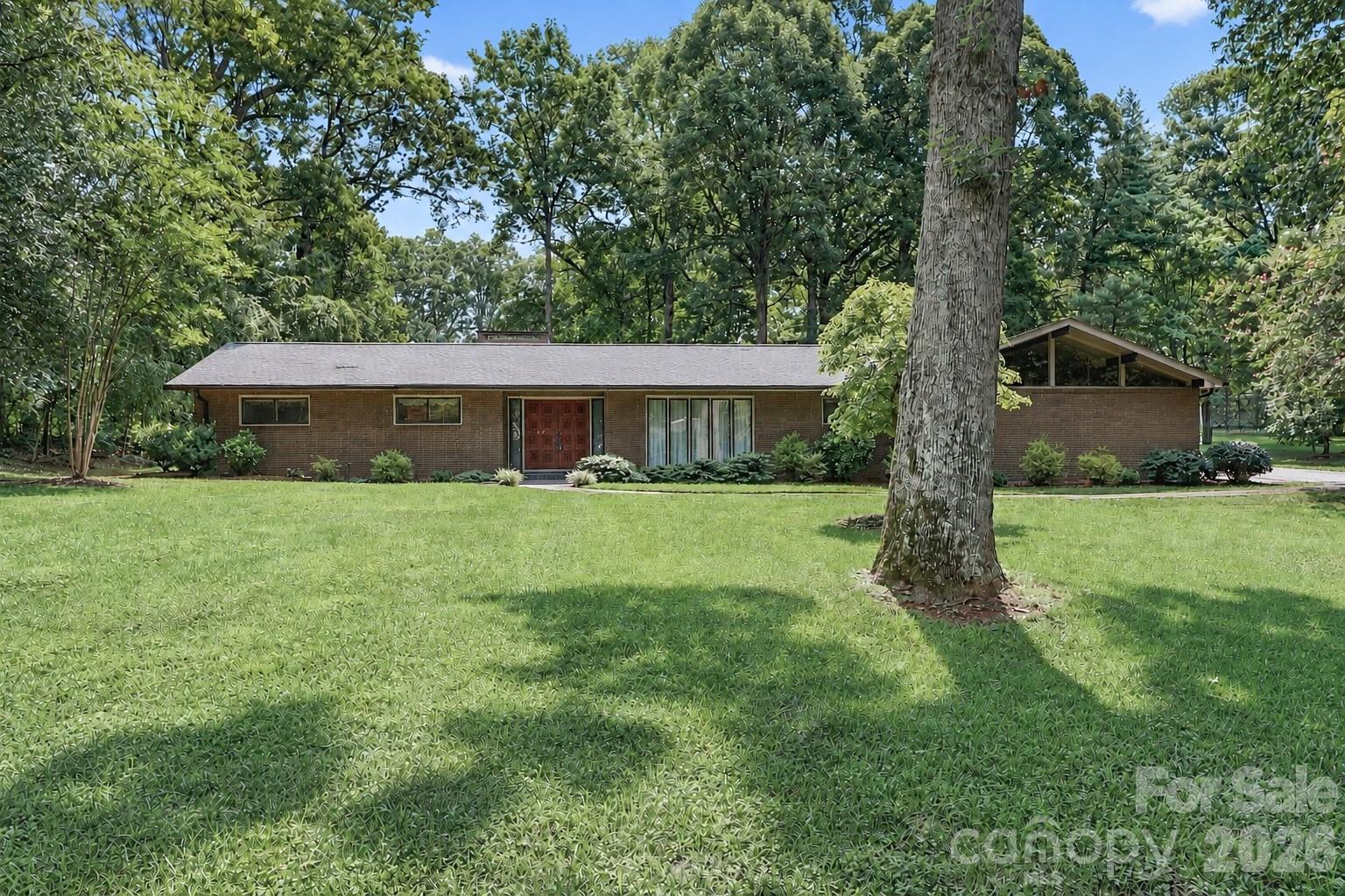 107 Augusta Drive, Statesville