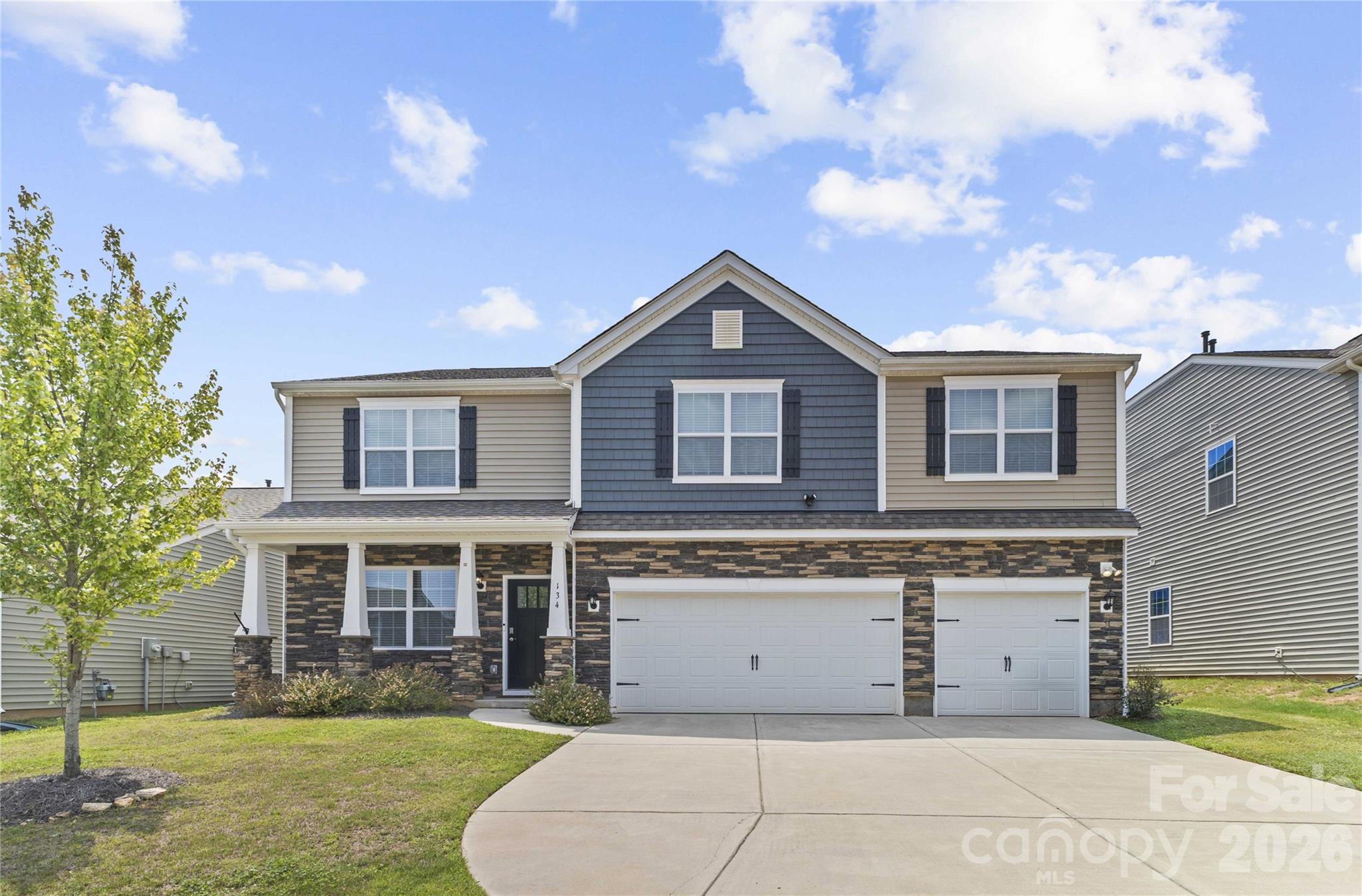 134 Giant Oak Avenue, Statesville