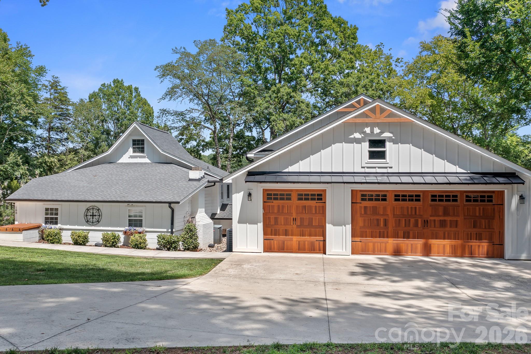 188 Sagemore Road, Mooresville