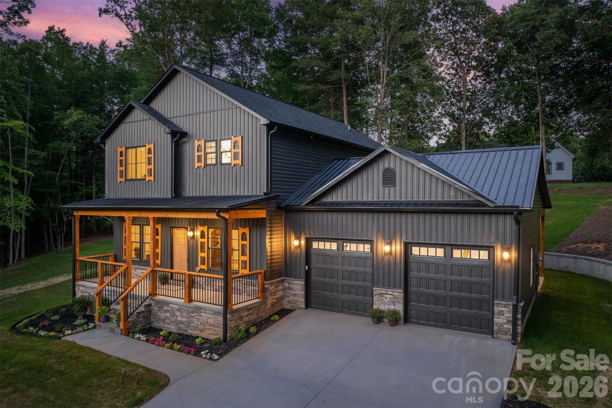 5676 MARBLESTONE Drive, Granite Falls