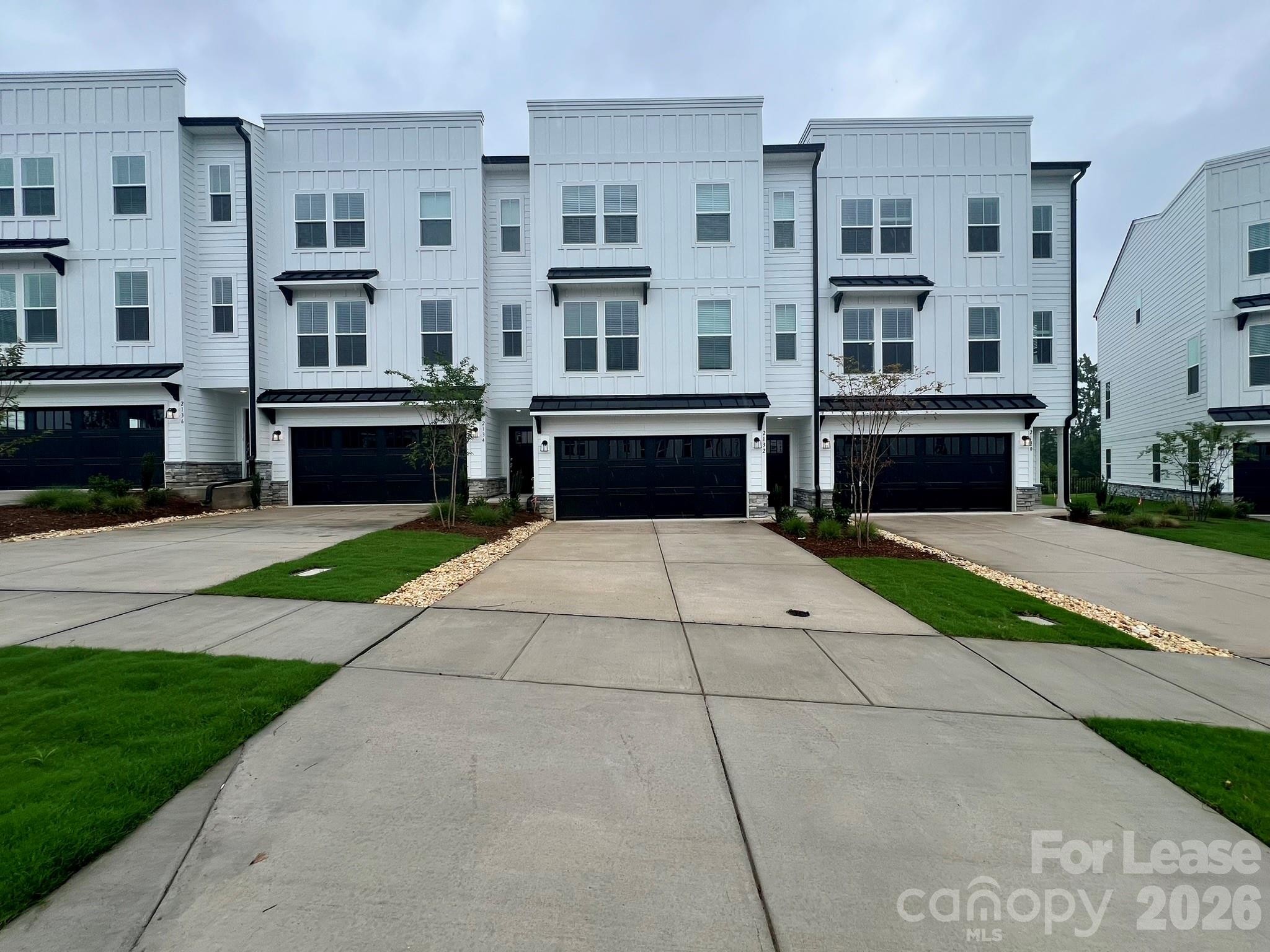 2132 Barrowcliffe Drive