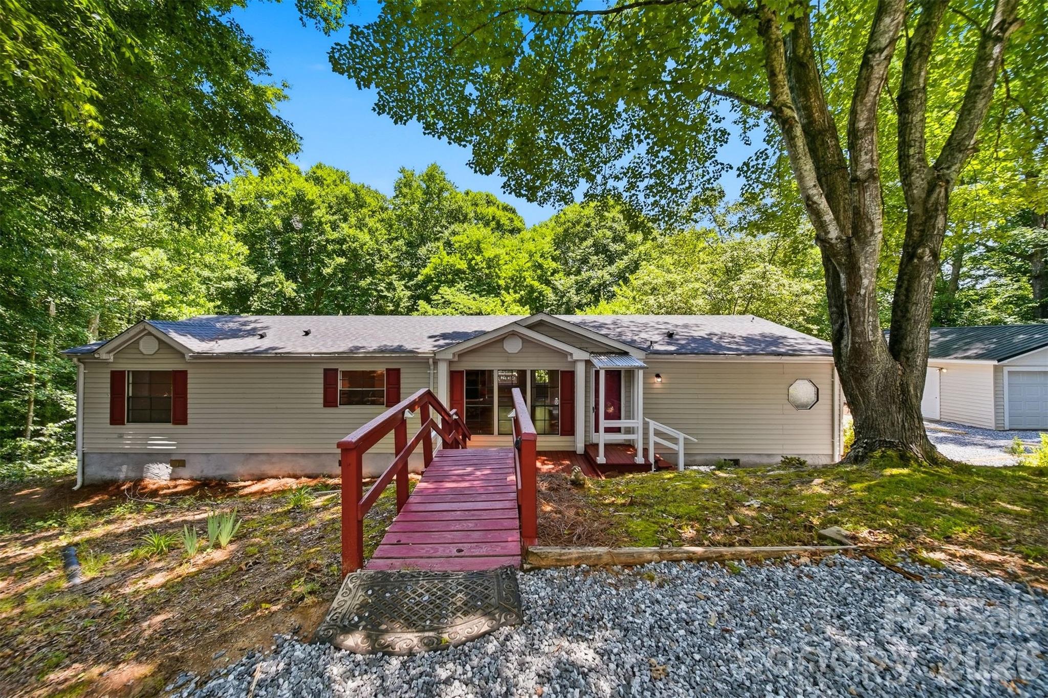 4944 Largo Court, Conover