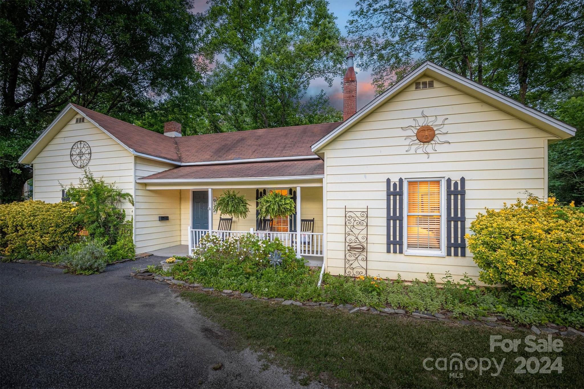 932 4th Street Drive NW