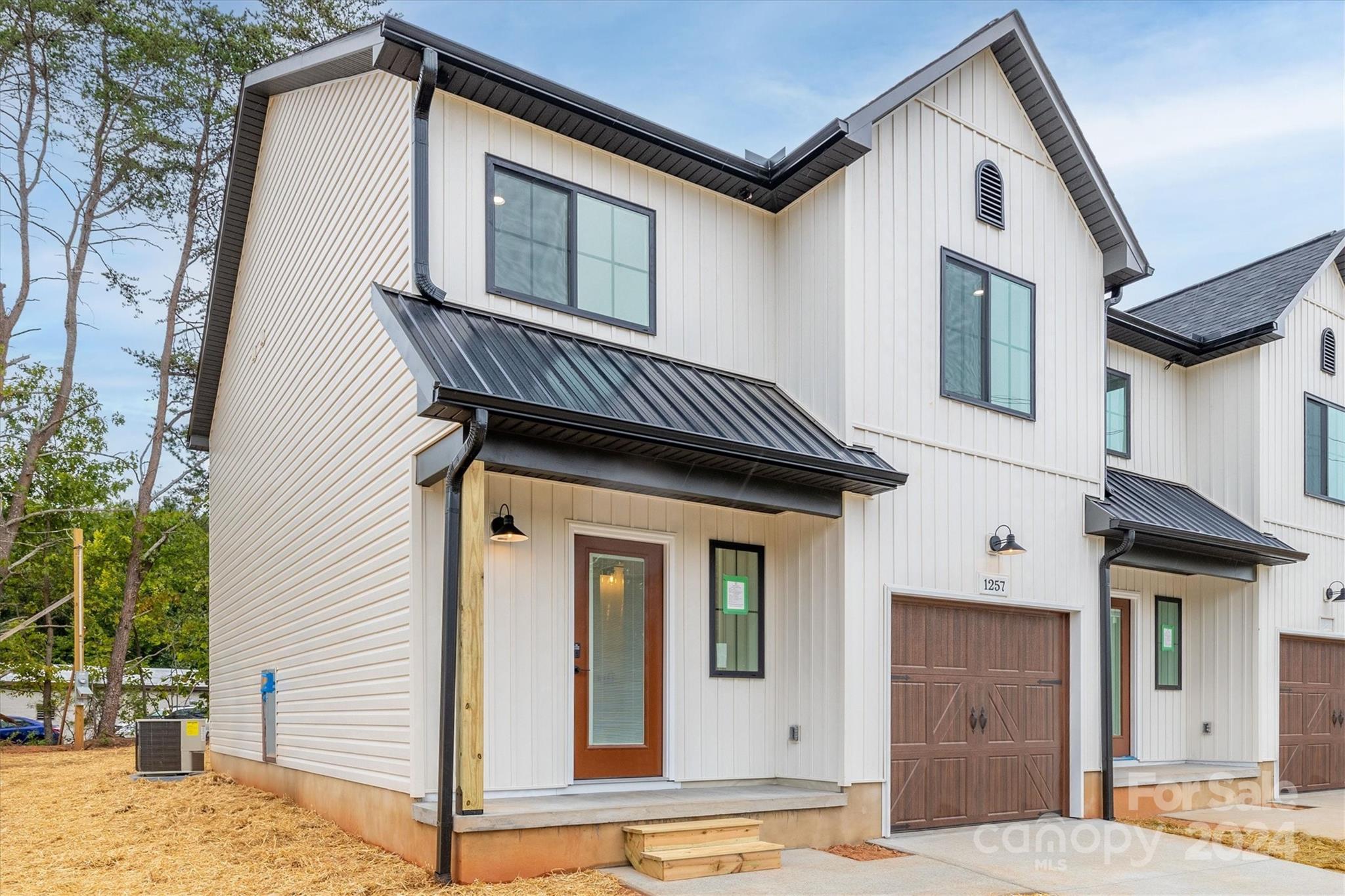 1257 Margaret Street NW