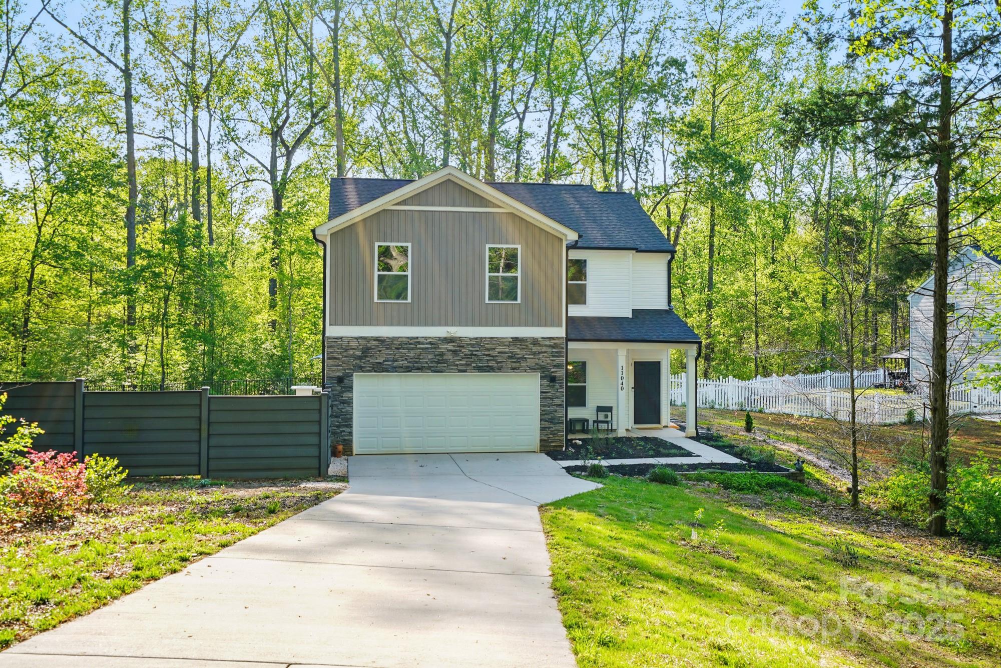 11040 E Lake Road