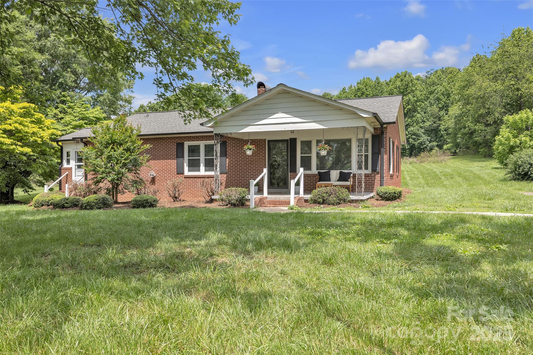 1770 NC 90 Highway W