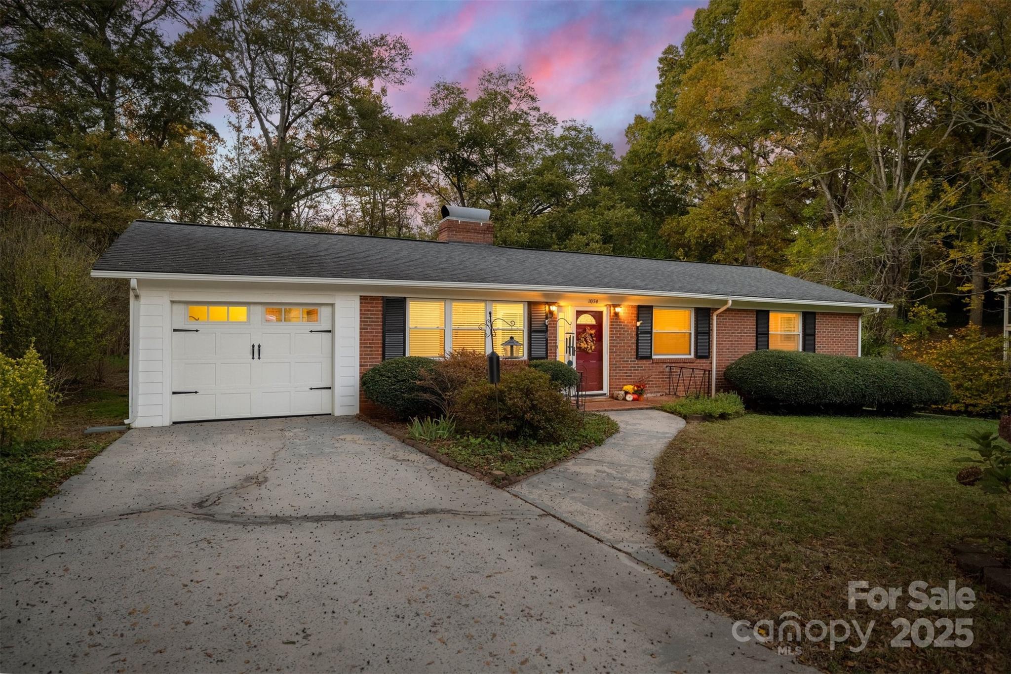 1074 5th Avenue Court NW