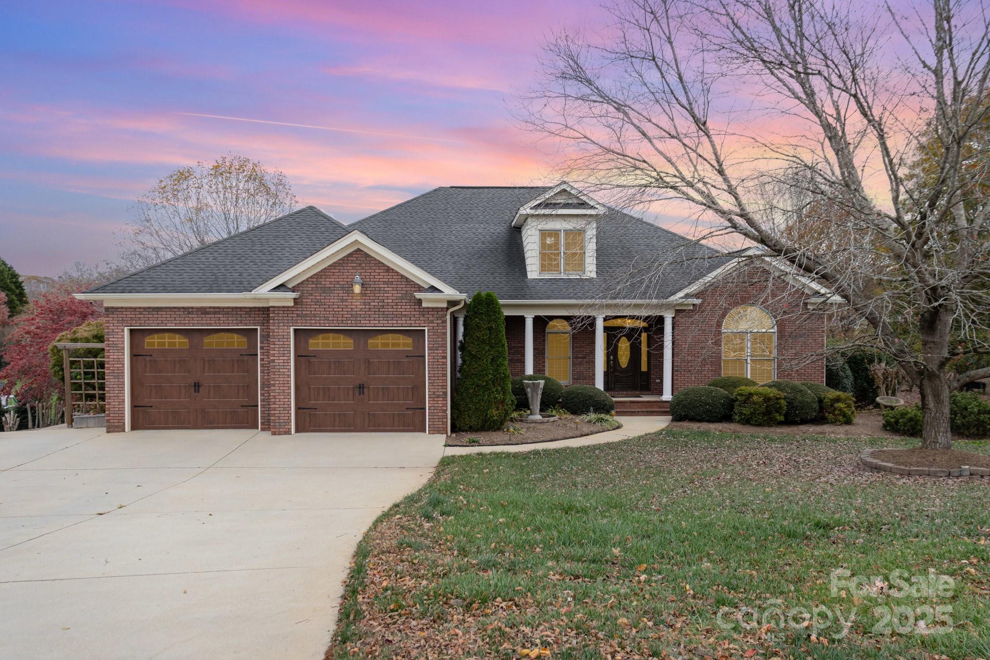 3646 Hogan Court NE