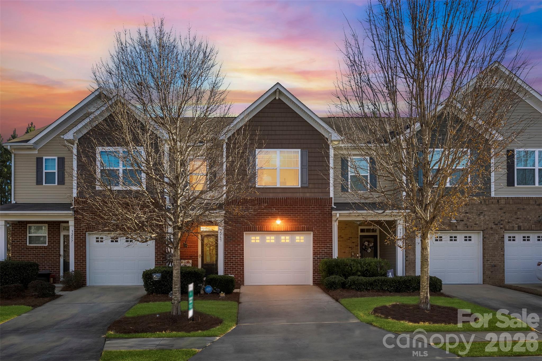 3261 Yarmouth Lane