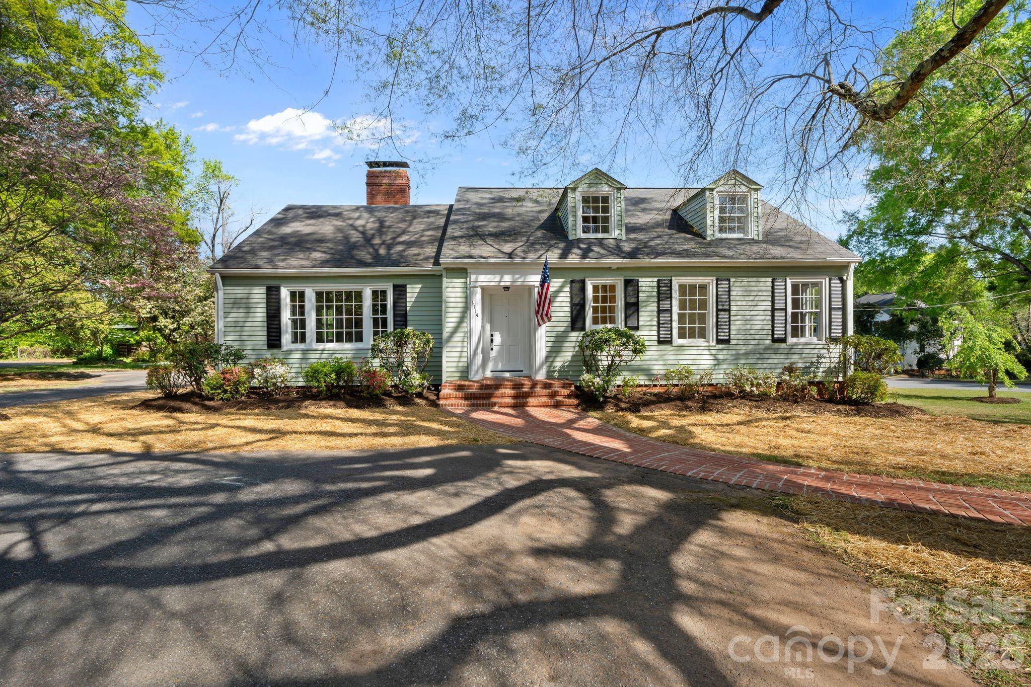 3114 N Center Street