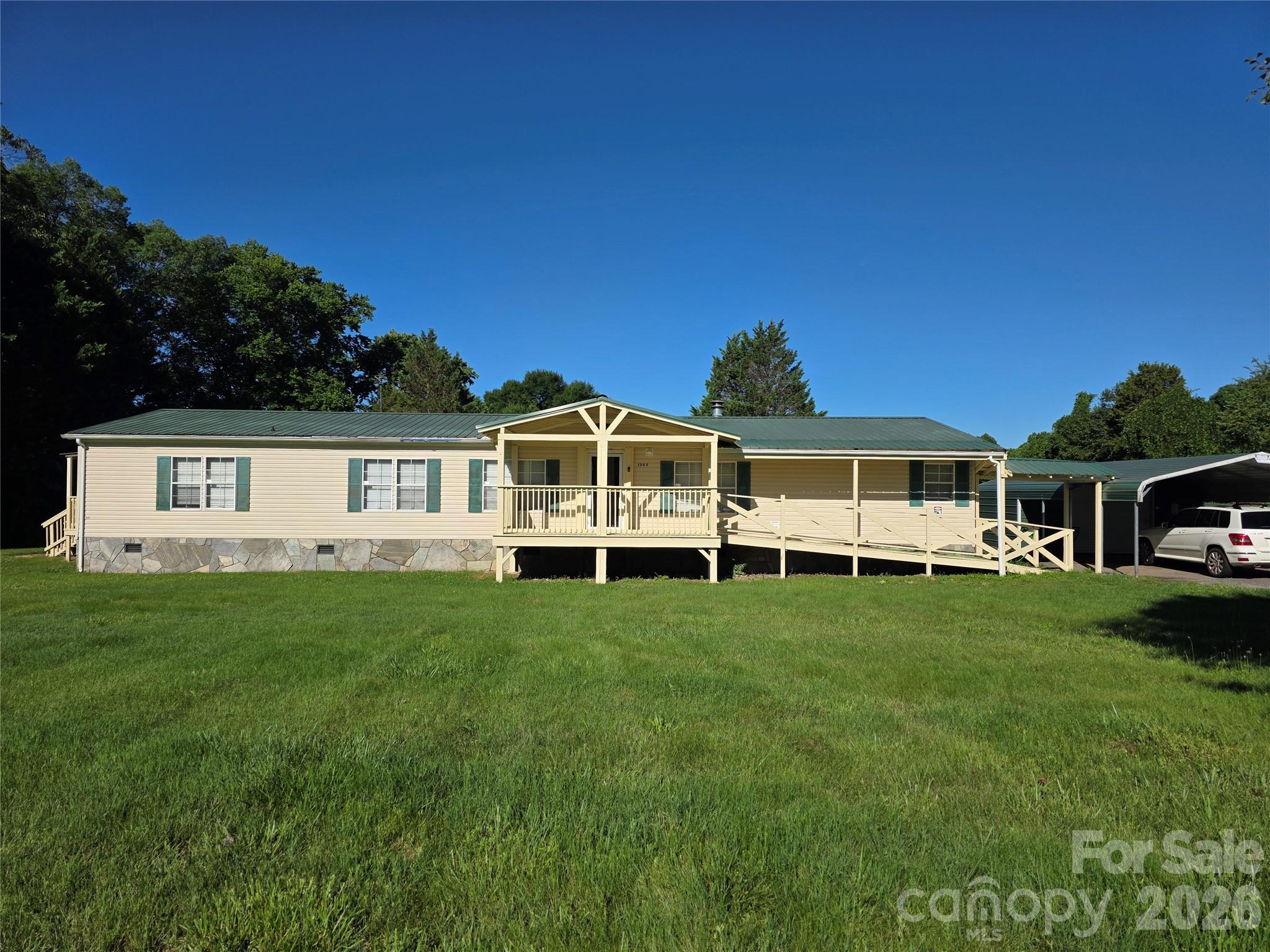 1395 Cape Hickory Road