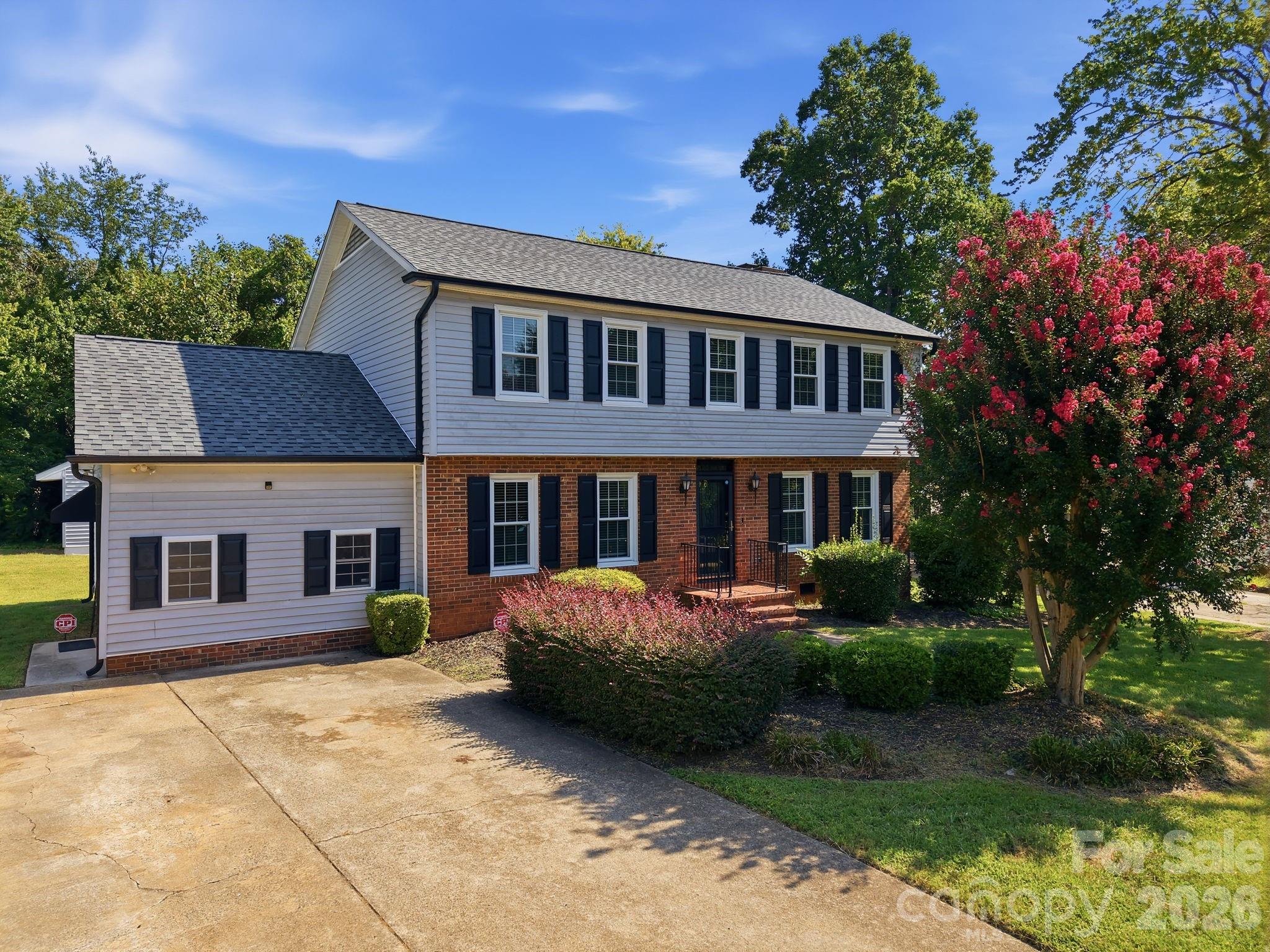 105 Peach Orchard Drive, Greensboro