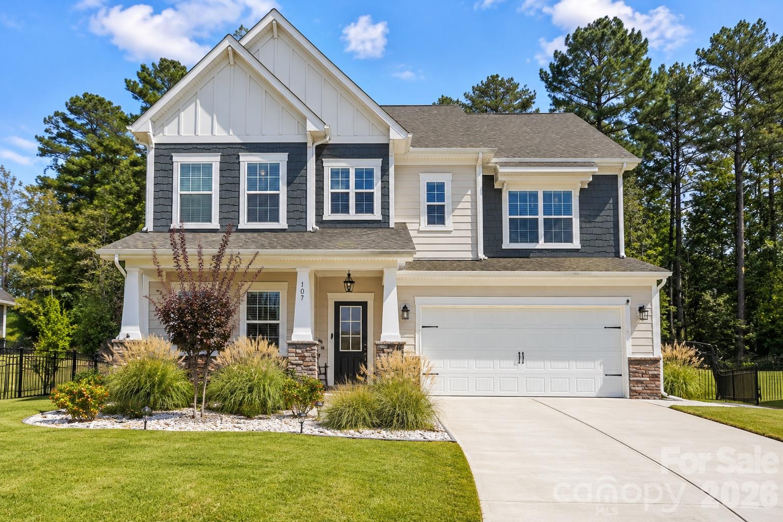 107 Hollywood Court, Troutman, NC